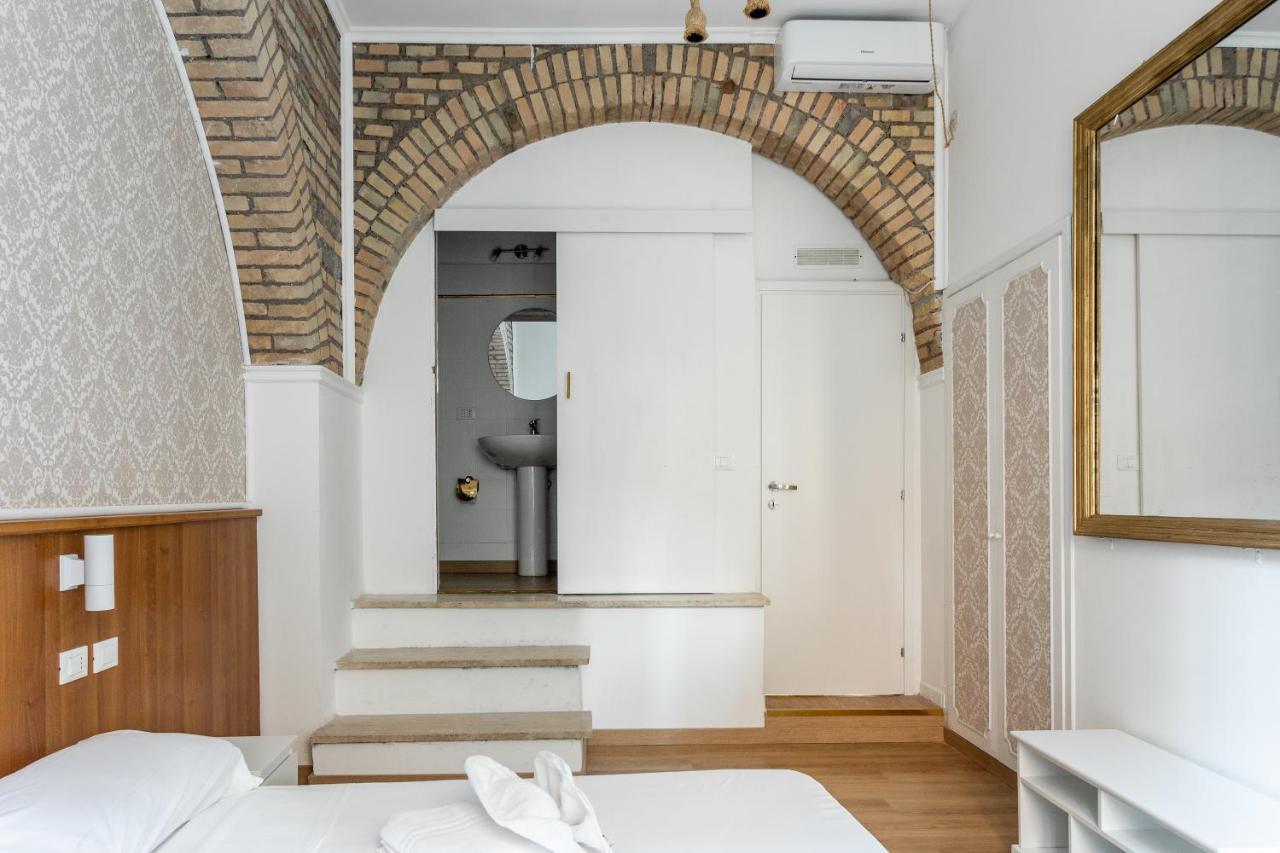 Lux Me - Jacuzzi & Suites Trastevere Casa de hóspedes