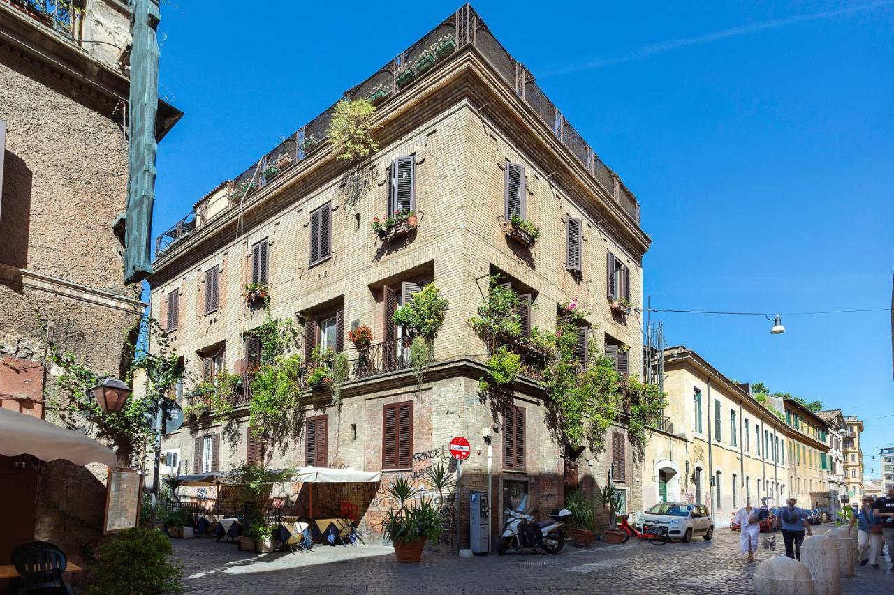 Casa de hóspedes Lux Me - Jacuzzi & Suites Trastevere